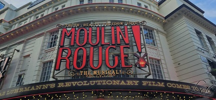 Piccadilly Theatre "Moulin Rouge"